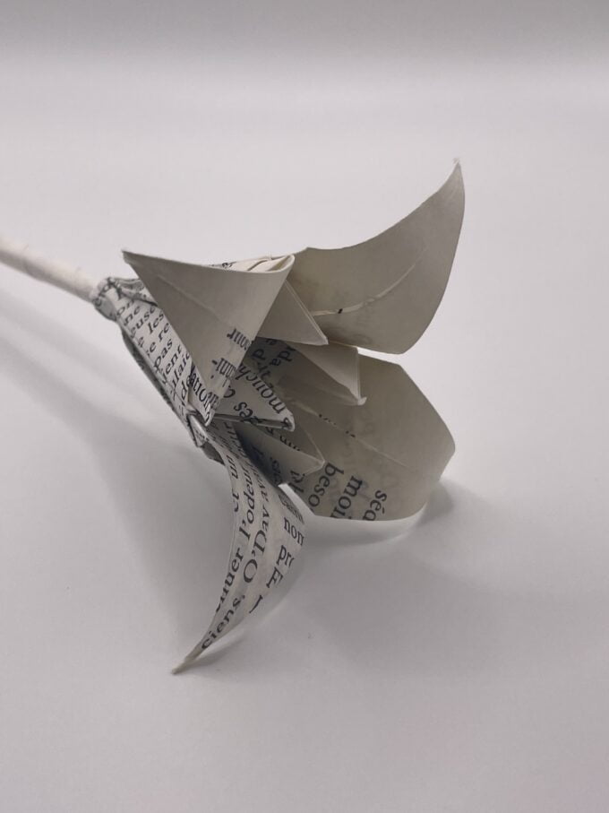 Fleur de Lys en Origami – Image 3