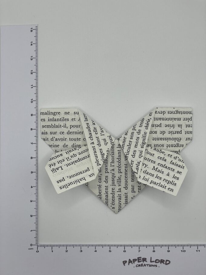 Marque-Page en Forme de Papillon en Origami – Image 8