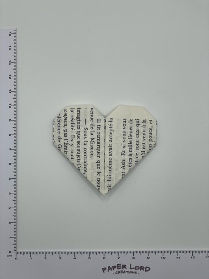 Marque-Page en Forme de Cœur en Origami – Image 5